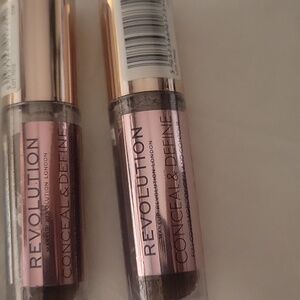 (2) Revolution Conceal & Define Full Coverage Concealer - Mauve